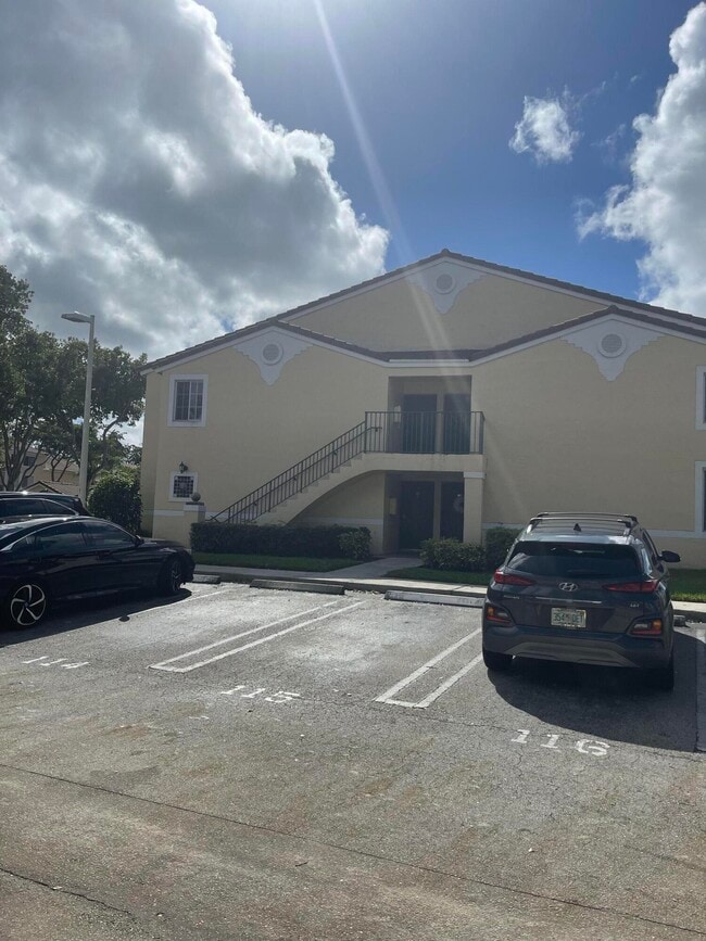1743 Village Blvd in West Palm Beach, FL - Building Photo - Building Photo