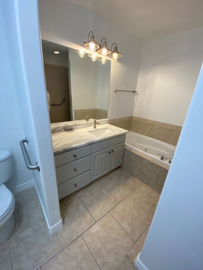 13123 Pioneer Park Dr in Herriman, UT - Building Photo - Building Photo