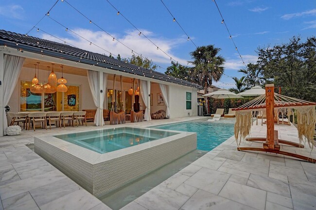 property at 10424 NW 59th Pl