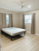 10295 53rd Ave N in St. Petersburg, FL - Building Photo