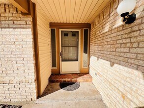 9614 Ravensworth Dr in Houston, TX - Building Photo - Building Photo