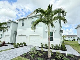 551 Rivergrass St in Port St. Lucie, FL - Building Photo