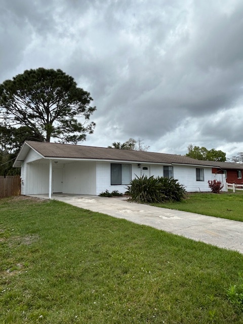 1320 Mariner Ave SE in Palm Bay, FL - Building Photo - Building Photo