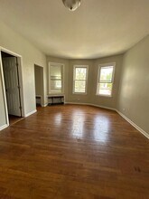 454 4th Ave W in Newark, NJ - Building Photo - Building Photo