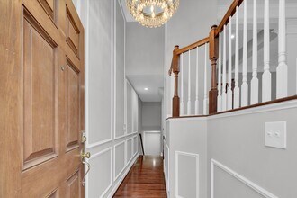 7974 Vigne Ct in Vienna, VA - Building Photo - Building Photo