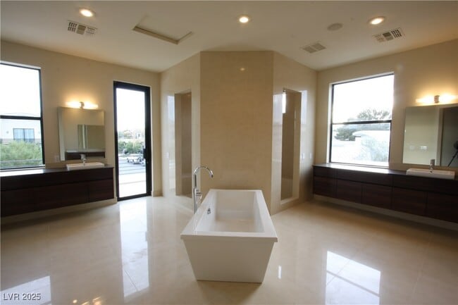 property at 7526 Yonie Ct