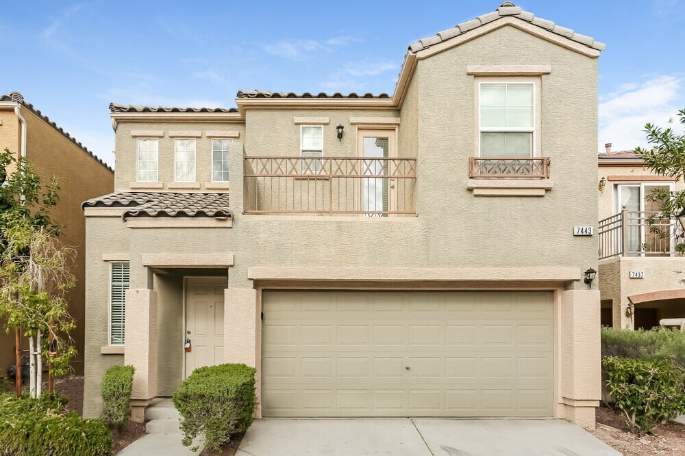 7443 Corcoran St in Las Vegas, NV - Building Photo