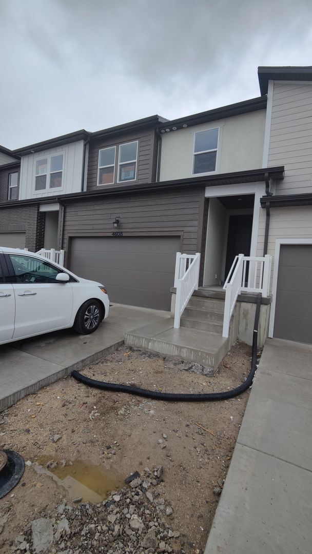property at 4608 W Hemsworth Ln