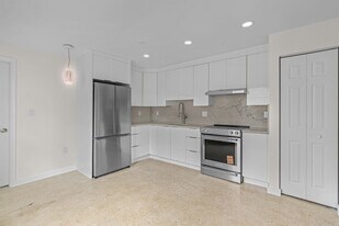 2865 SW 16th St in Fort Lauderdale, FL - Building Photo