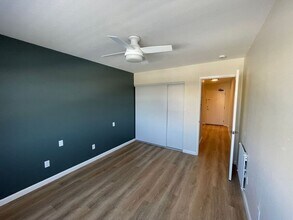 410 Evelyn Ave in Albany, CA - Building Photo - Building Photo