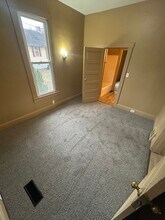 606 E Riverside Dr in Evansville, IN - Building Photo - Building Photo