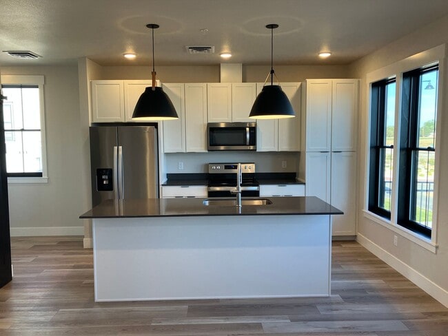 6170 Elysian Rd in Billings, MT - Building Photo - Building Photo