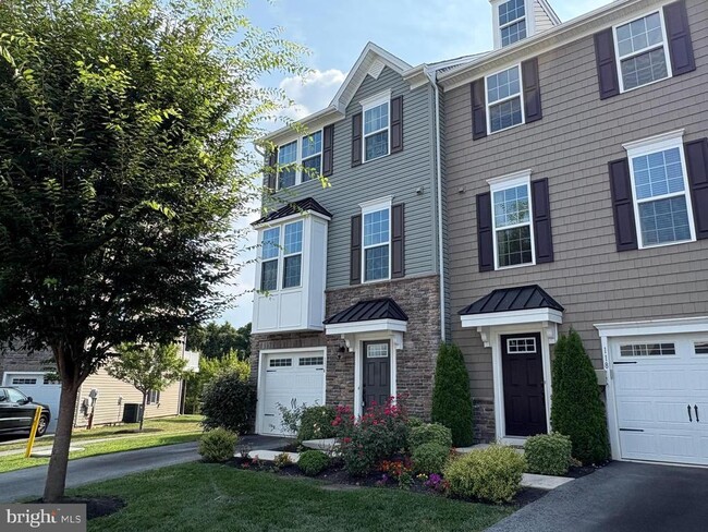 property at 116 Mulberry Dr