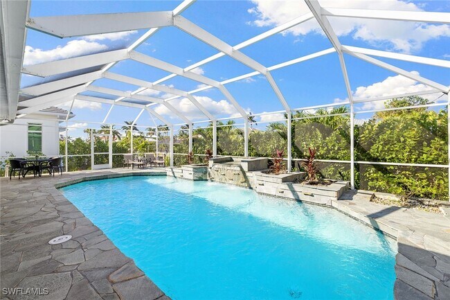 property at 1900 Sandpiper St