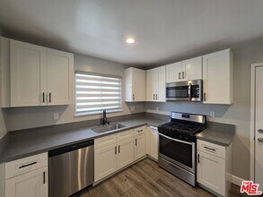 2601 20th St in Santa Monica, CA - Building Photo - Building Photo
