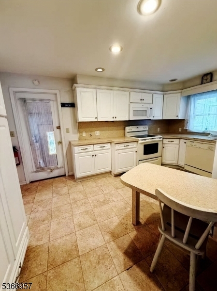 7 Cole Ave in Montville, NJ - Building Photo - Building Photo