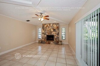 8041 SW 163rd St in Palmetto Bay, FL - Foto de edificio - Building Photo