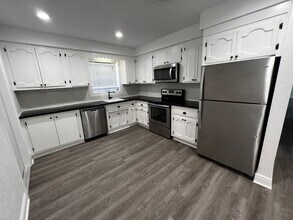 707 N 11th Ave in Hollywood, FL - Building Photo - Building Photo