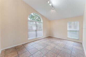 3845 Gatlin Pl Cir in Orlando, FL - Building Photo - Building Photo
