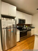 480 Massachusetts Ave, Unit 1 in Boston, MA - Foto de edificio - Building Photo