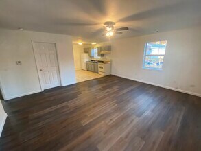 532 City Limit Rd in Granby, MO - Building Photo - Building Photo