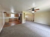 1021 Keechi St photo'