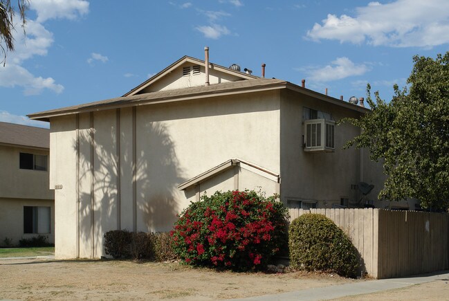 501 Penrose Dr in Corona, CA - Building Photo - Building Photo