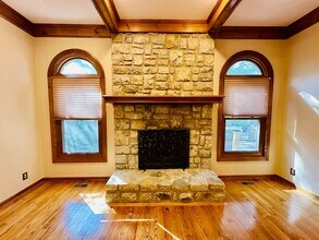 13040 Catalina Dr in Leawood, KS - Building Photo - Building Photo