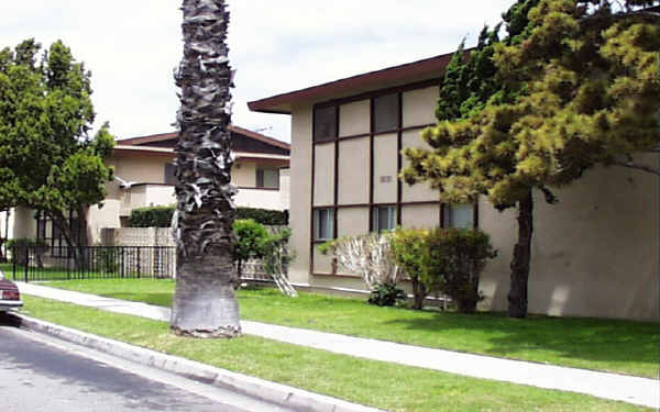 1151 W Casa Grande Ave in Anaheim, CA - Building Photo - Building Photo