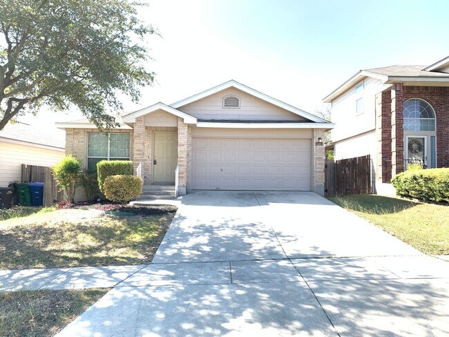 531 Rattler Bluff