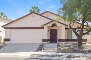 8868 Hersey Way in Tucson, AZ - Building Photo