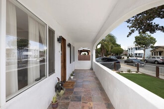 5447 Lime Ave in Long Beach, CA - Building Photo - Building Photo