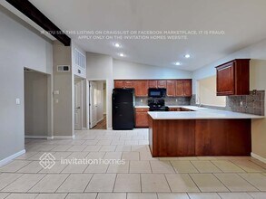 2412 S Cottonwood Dr in Tempe, AZ - Building Photo - Building Photo