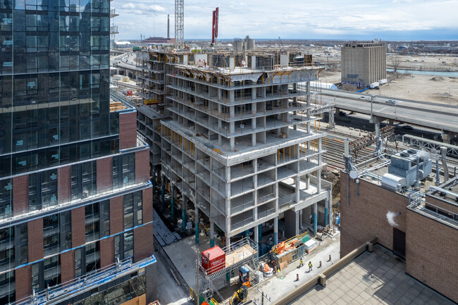 No. 31 Condos in Toronto, ON - Building Photo - Building Photo
