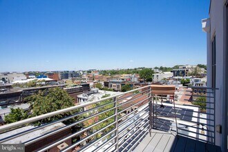 1350 Maryland Ave NE in Washington, DC - Building Photo - Building Photo