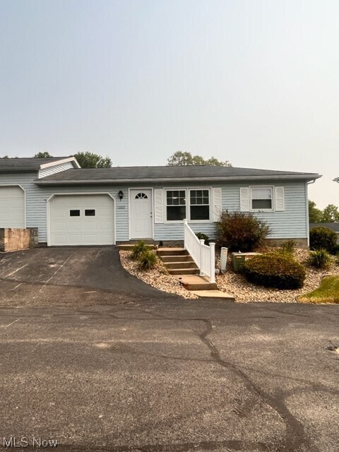 1172 S Lincoln Ave, Unit B in Salem, OH - Building Photo