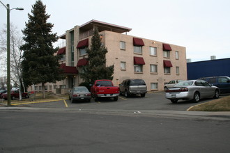 Powers Circle Apartments in Littleton, CO - Building Photo - Building Photo