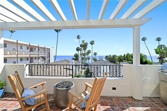 360 Cliff Dr in Laguna Beach, CA - Building Photo - Building Photo