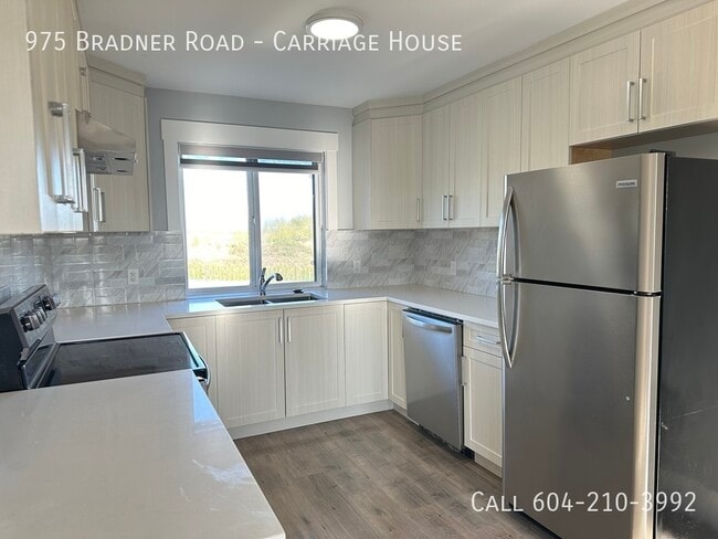 property at 975 Bradner Rd