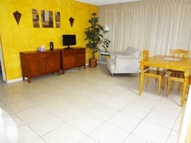 2572 Lemon Rd in Honolulu, HI - Building Photo