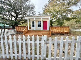 155 Caswell Branch Rd in Freeport, FL - Building Photo