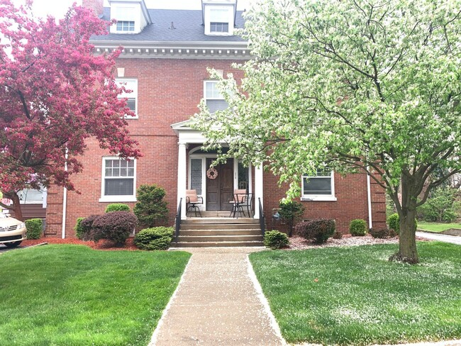 property at 43 Lafayette Ave SE