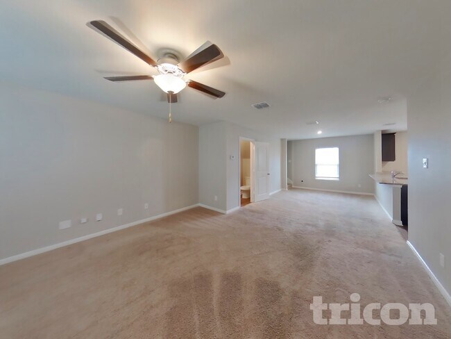 11750 Davalos Ln in San Antonio, TX - Building Photo - Building Photo