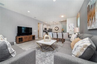 8923 Zurich Ln in Kissimmee, FL - Building Photo - Building Photo