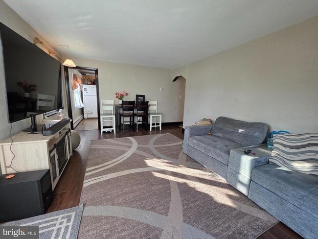 14 Scarlet Ave in Aston, PA - Building Photo - Building Photo