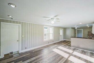 614 Spring St in Villa Rica, GA - Building Photo - Building Photo
