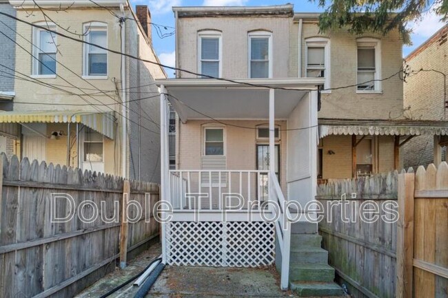 2214 Ruskin Ave in Baltimore, MD - Building Photo - Building Photo