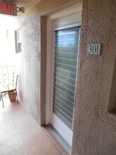 2615 NE 1st Ct in Boynton Beach, FL - Foto de edificio - Building Photo