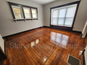 731 Walnut St in Clinton, IN - Building Photo - Building Photo