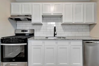 Longfield Apartments in Maderia in Cincinnati, OH - Building Photo - Interior Photo